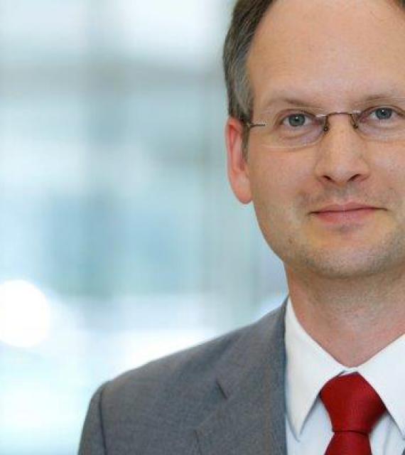 Dr. Christian Bahr