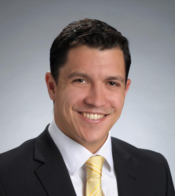 Dr. Christoph Gosdenoz