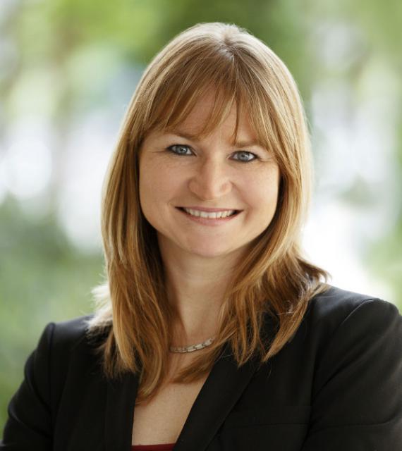 Dr. Stephanie Lang