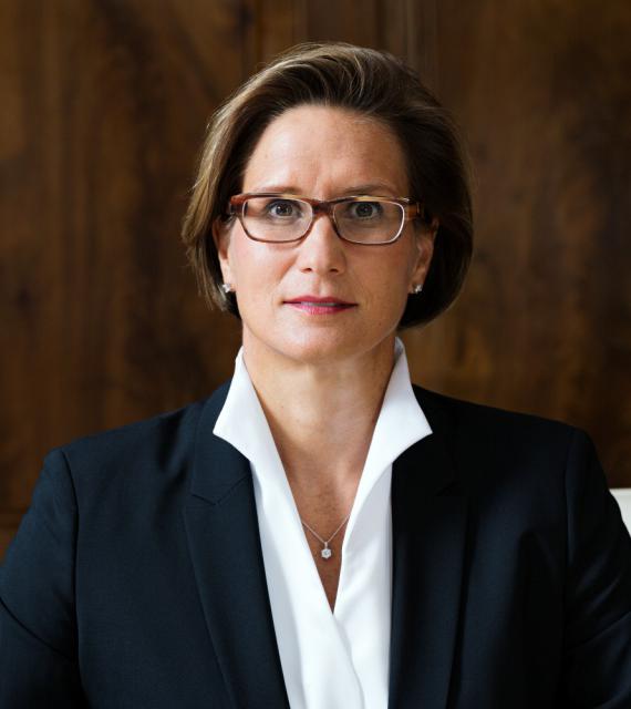 Dr. Andréa M. Maechler
