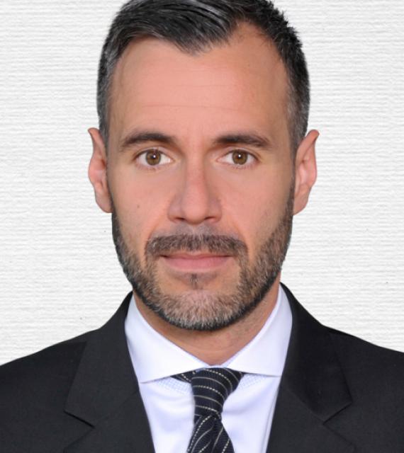 Dr. René Nicolodi